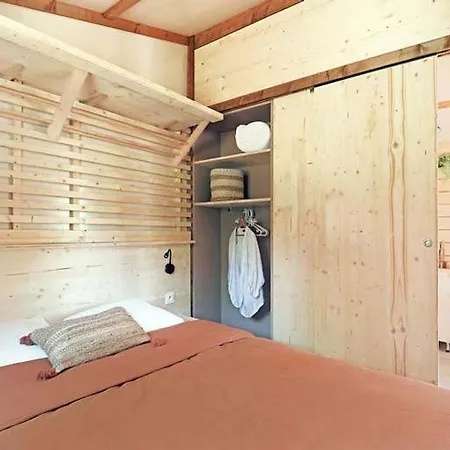 Camping L'Olivier Junas Exterior foto
